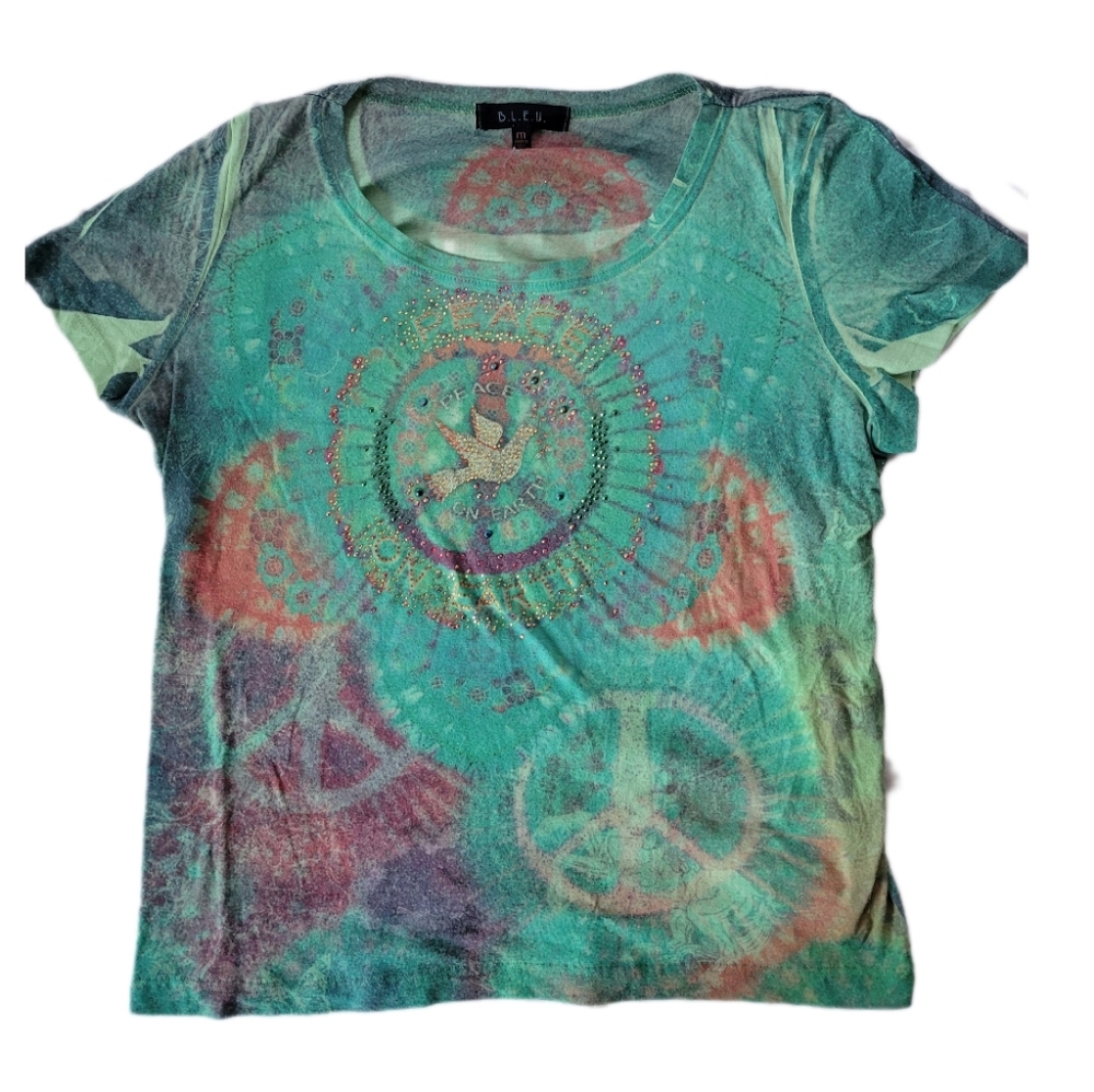 B.L.E.U. Woman's Tye Dye Peace On Earth Shirt, Medium
